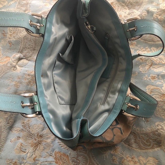 Coach Handbag - Picture 2 of 3